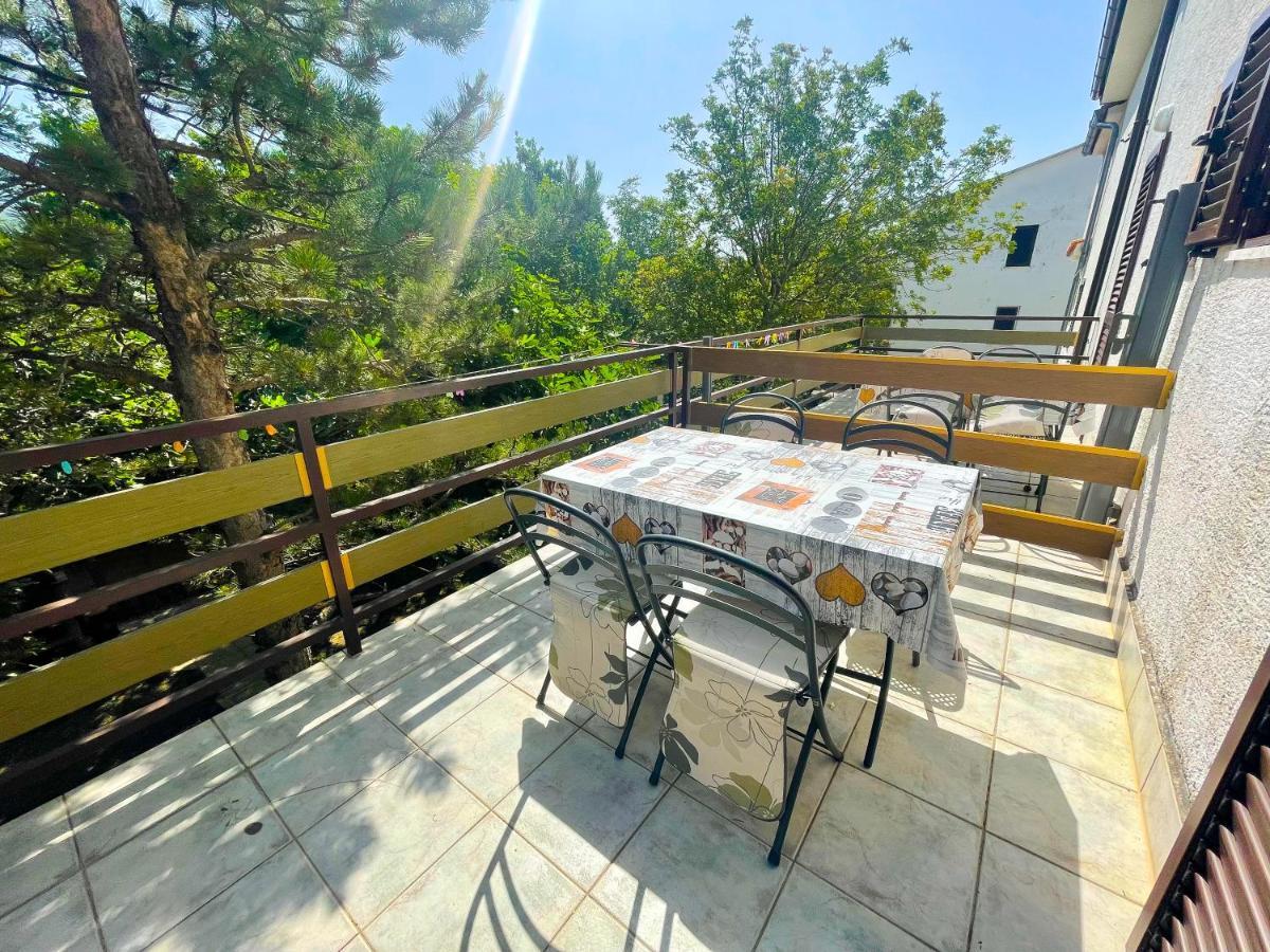 Apartmani Irena Jadranovo Exterior photo